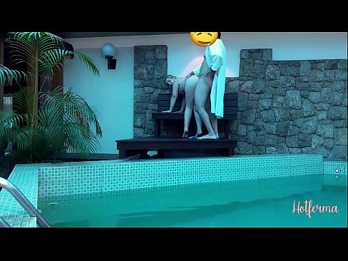 ❤️ Giimbitar sa amo ang katabang sa pool, apan dili makasukol sa init ❤️❌ Lisud nga porn sa pornograpiya ceb.japangaysex.ru